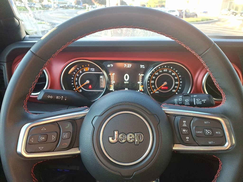 2023 Jeep Wrangler Rubicon photo 18