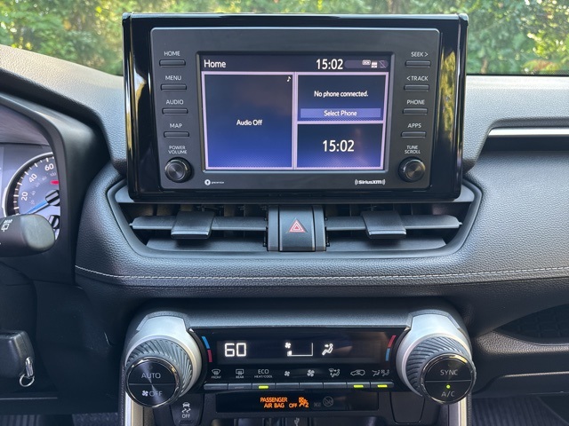 2022 Toyota RAV4 Hybrid LE photo 27