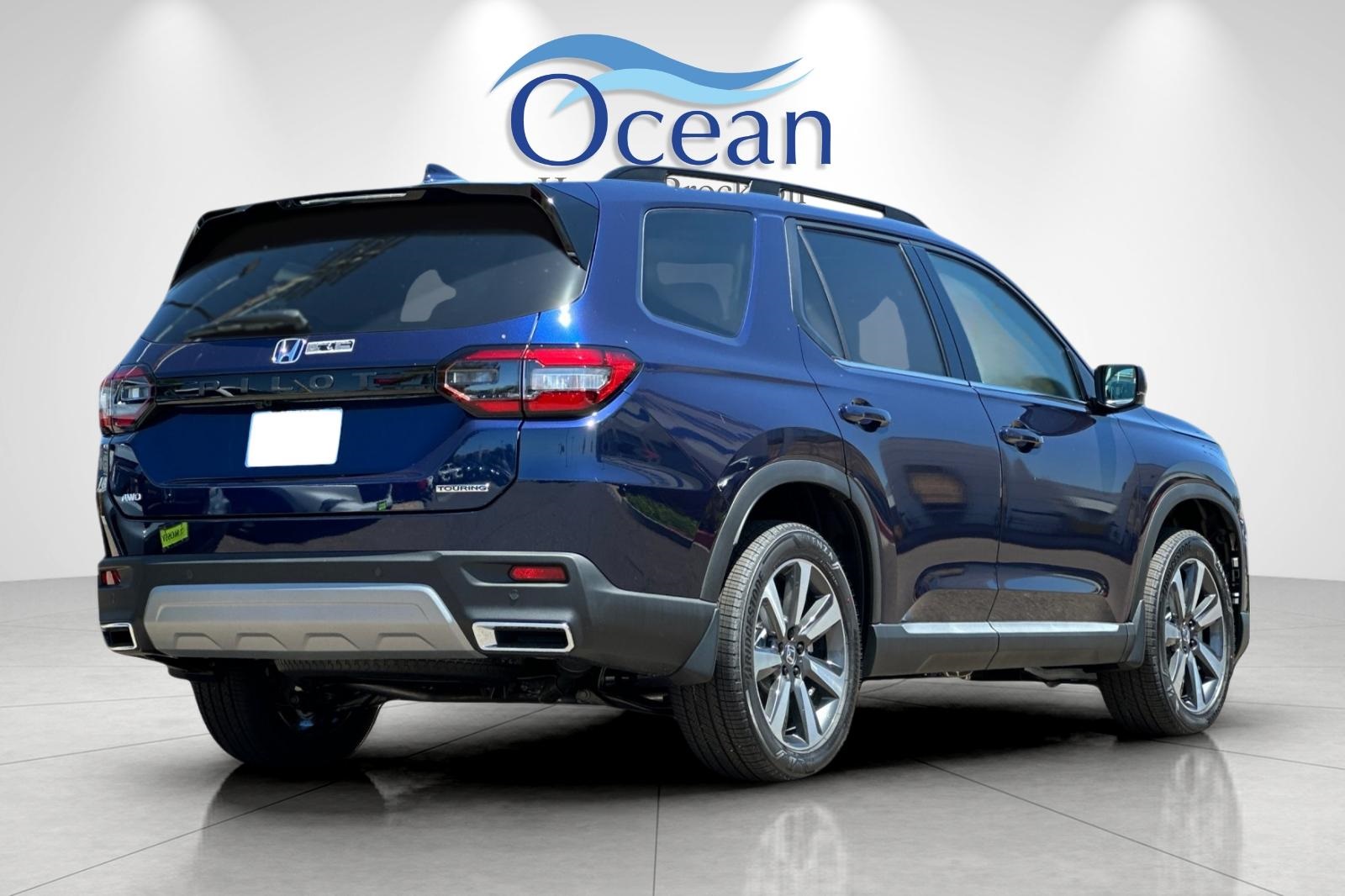 2025 Honda Pilot Touring photo 5