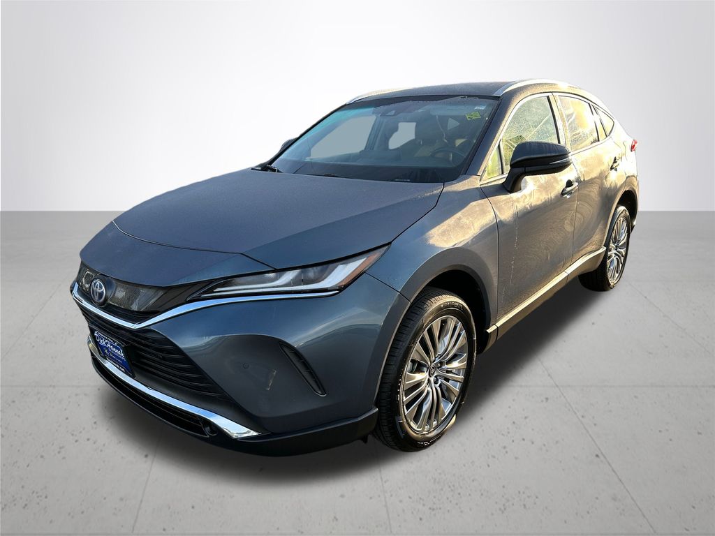 2022 Toyota Venza XLE photo 2