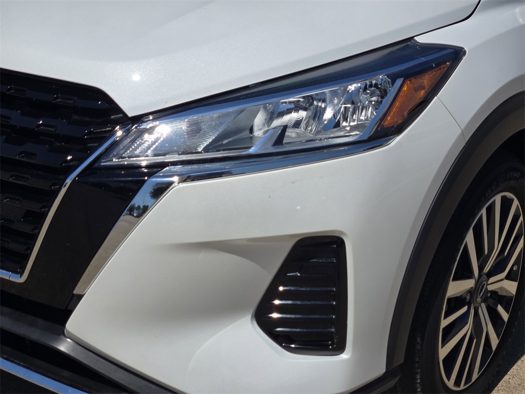 2024 Nissan Kicks SV photo 4