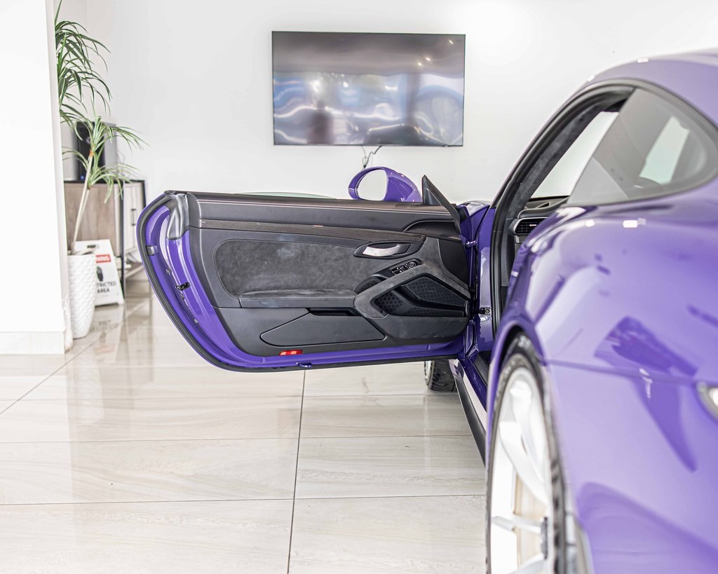 2016 PORSCHE 911 - Image 32