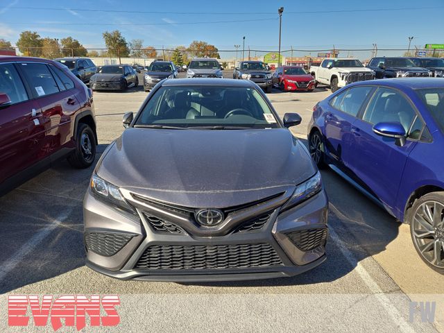 2024 Toyota Camry SE photo 2