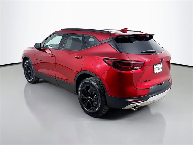 2025 Chevrolet Blazer 2LT photo 2