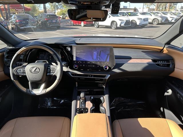 2024 Lexus RX Premium photo 18
