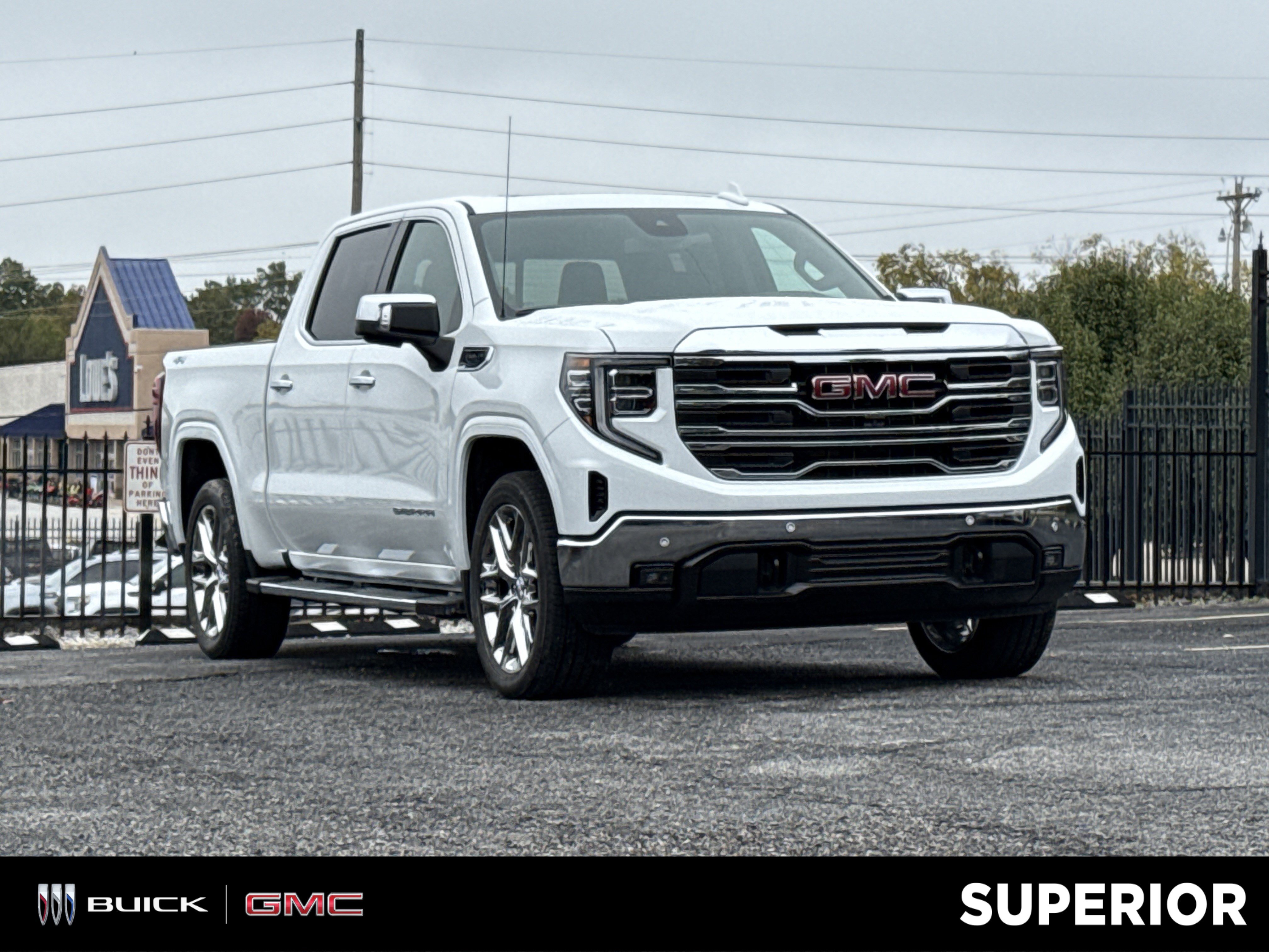 2026 GMC Sierra 1500 SLT's photo