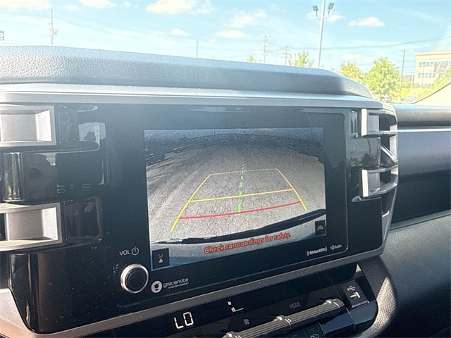 2022 Toyota Tundra SR5 CrewMax photo 16