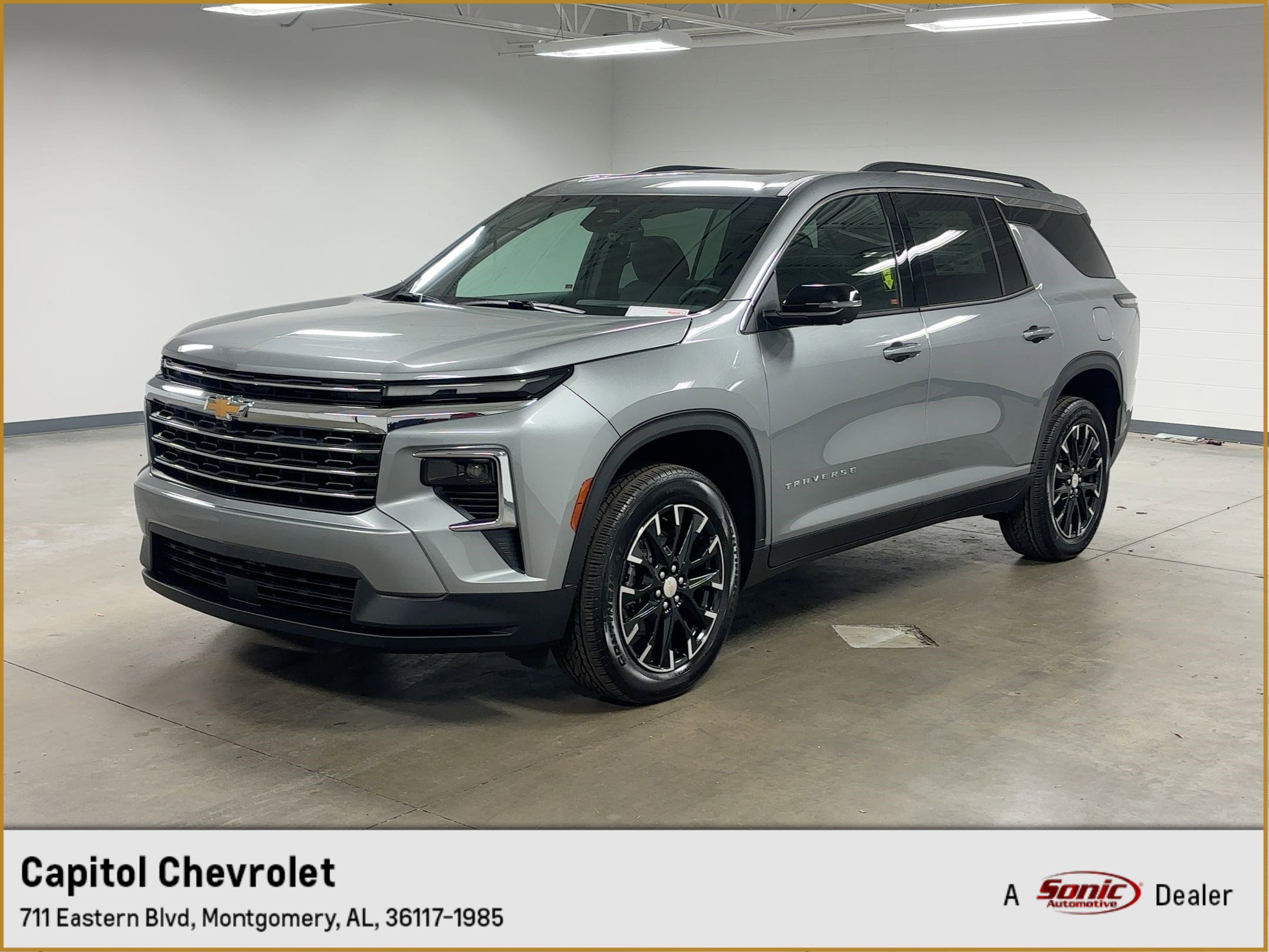 2026 Chevrolet Traverse LT's photo