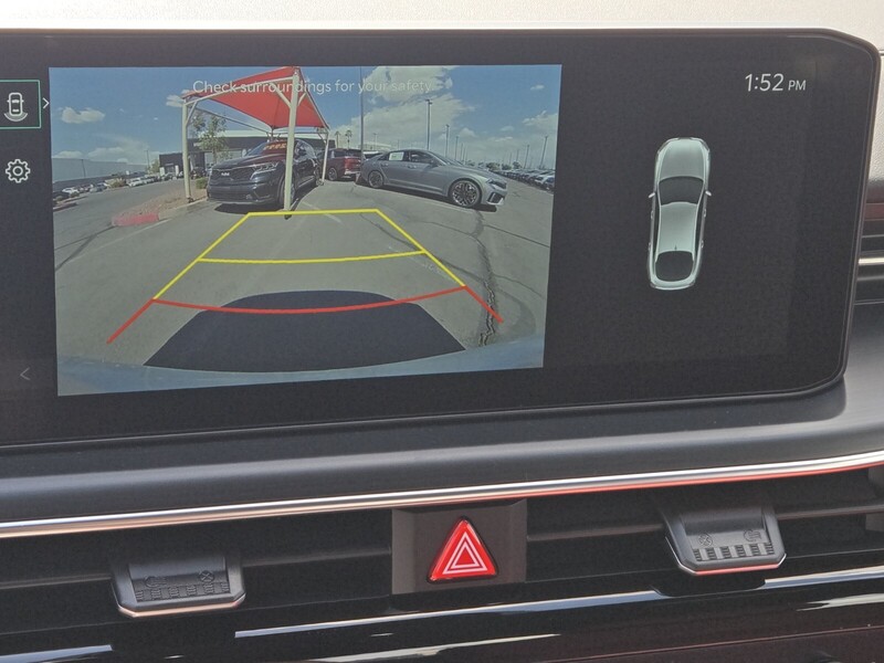 2025 Kia K5 GT-Line photo 12