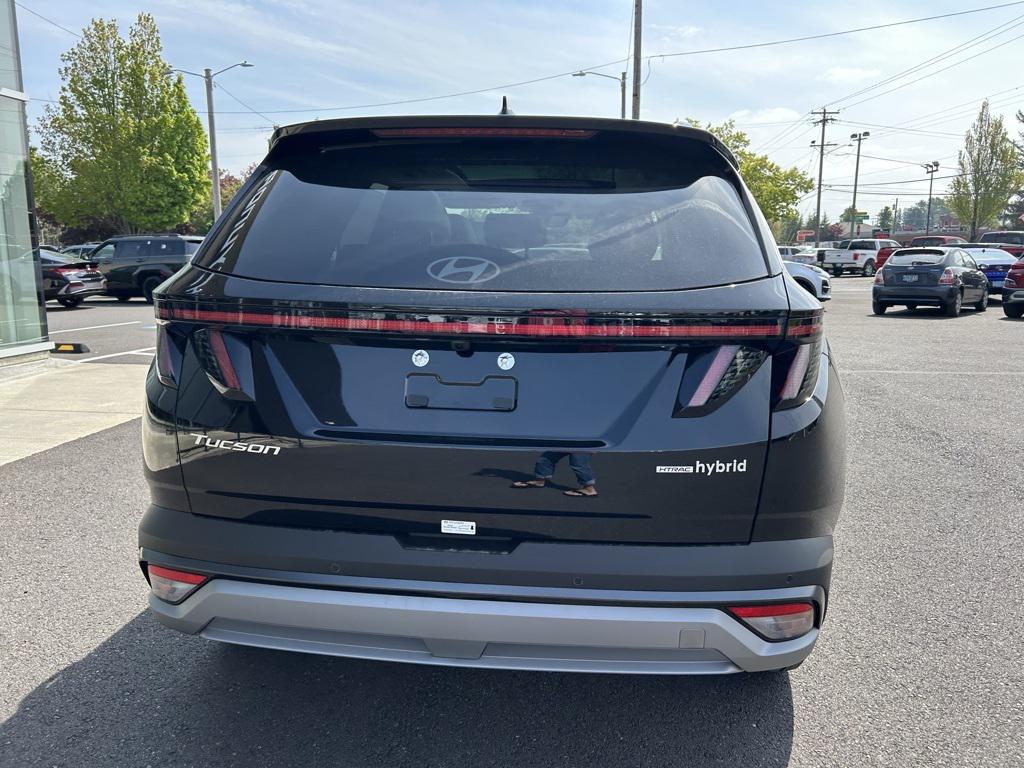2025 Hyundai Tucson Hybrid Limited photo 7