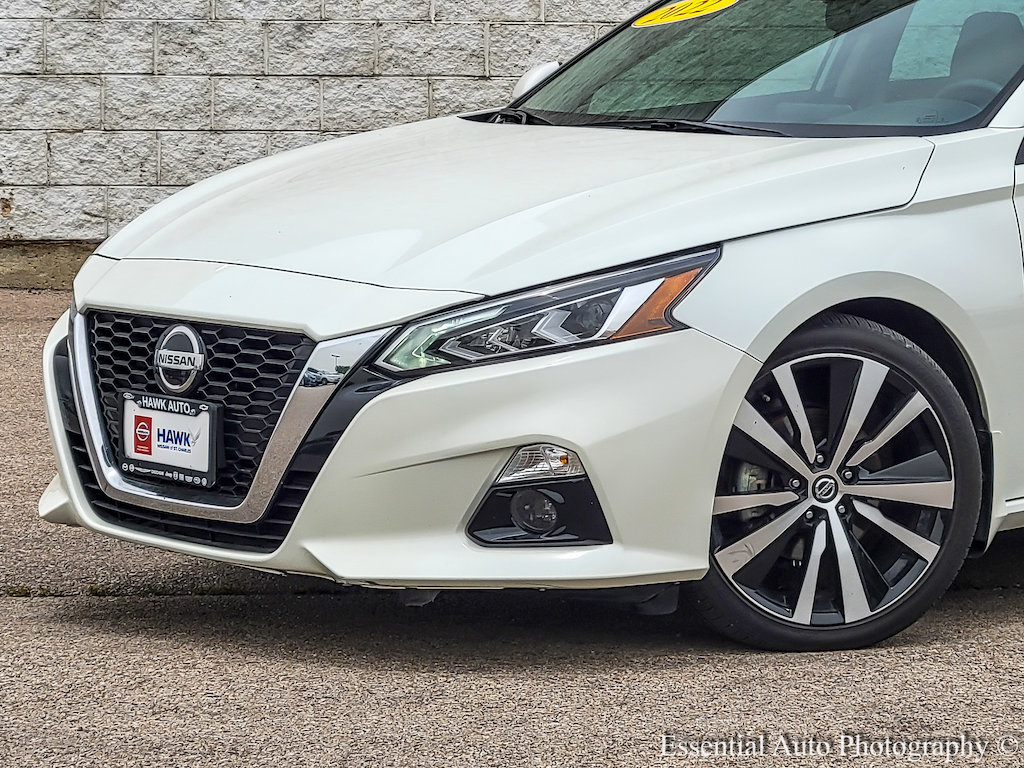 2022 Nissan Altima 2.5 Platinum photo 3