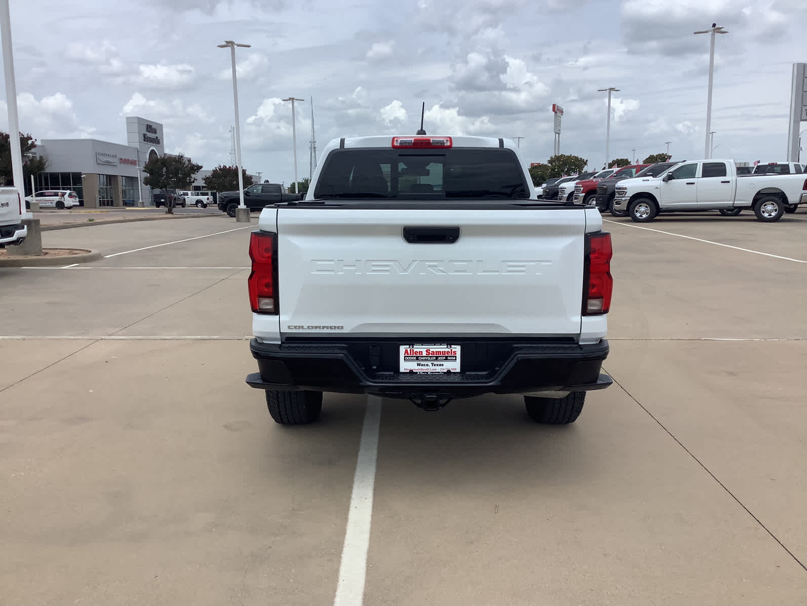 2024 Chevrolet Colorado Z71 photo 7