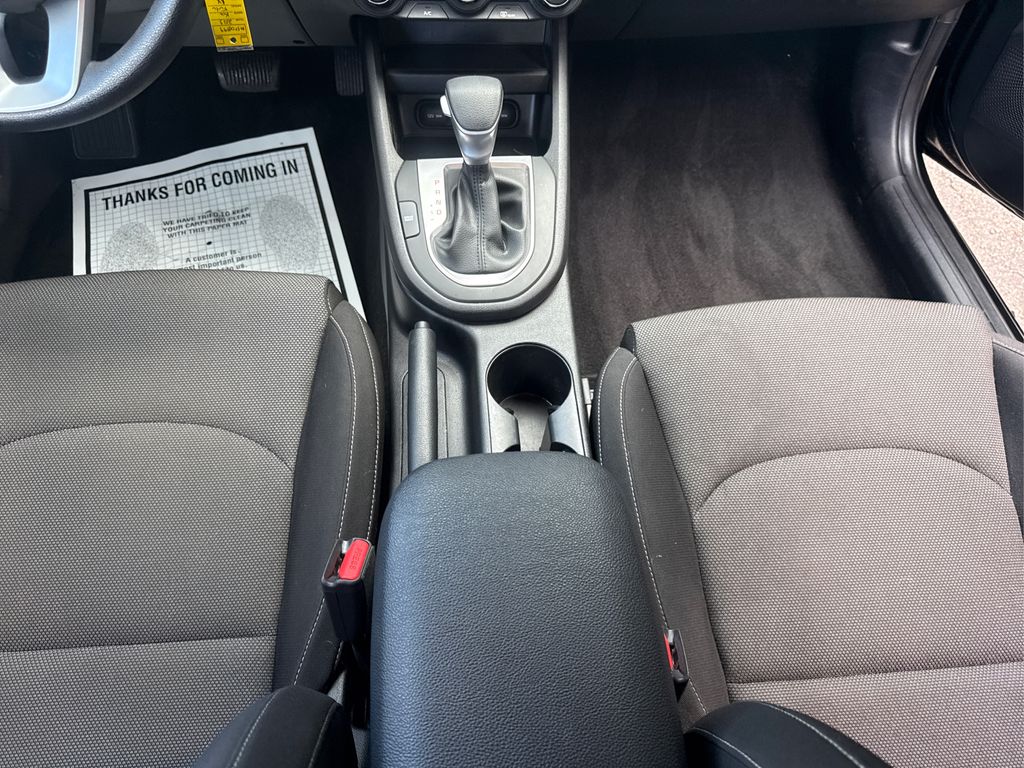 2023 Kia Forte LXS photo 19