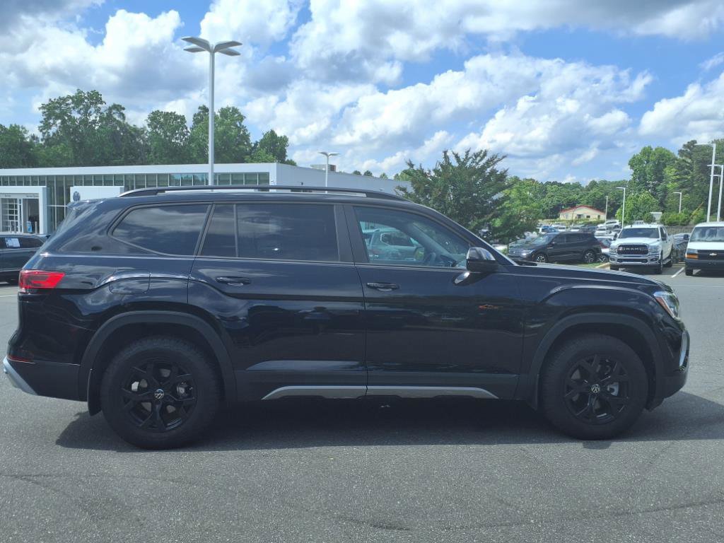 2024 Volkswagen Atlas Peak Edition SEL photo 19
