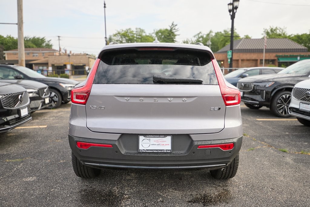 2026 VOLVO XC40 - Image 7