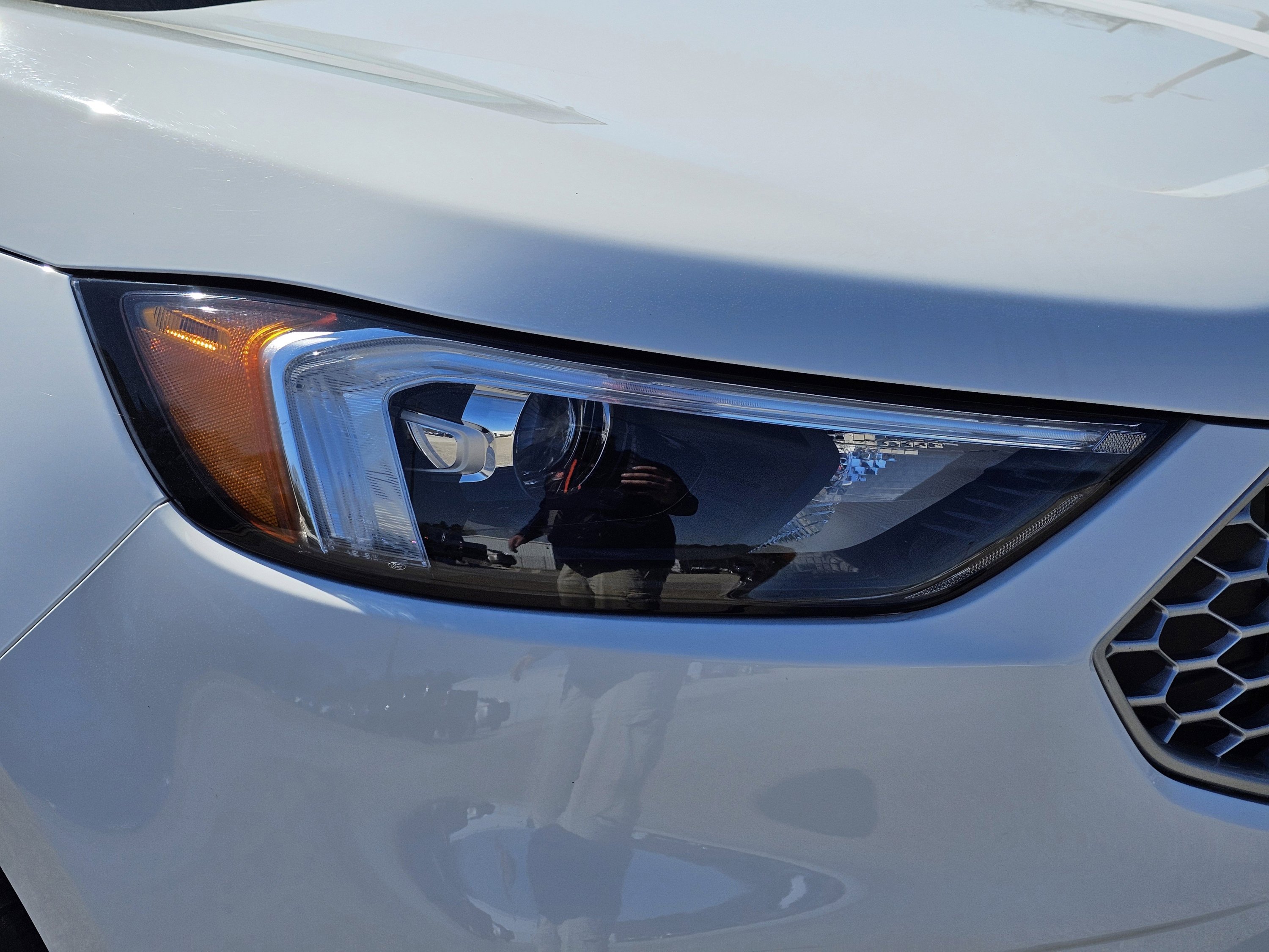 2024 Ford Edge SEL photo 3