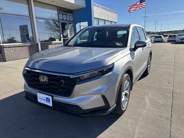 2023 Honda CR-V LX's photo