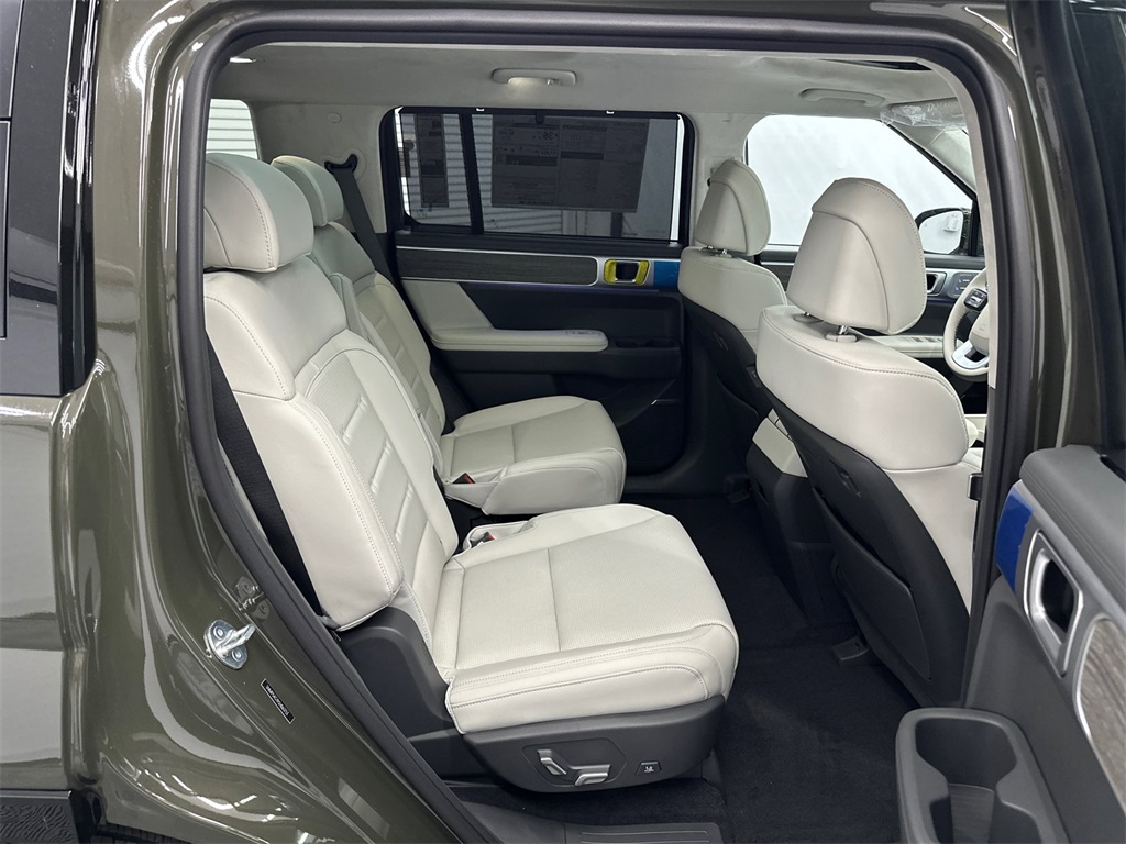 2025 Hyundai Santa Fe Calligraphy photo 15