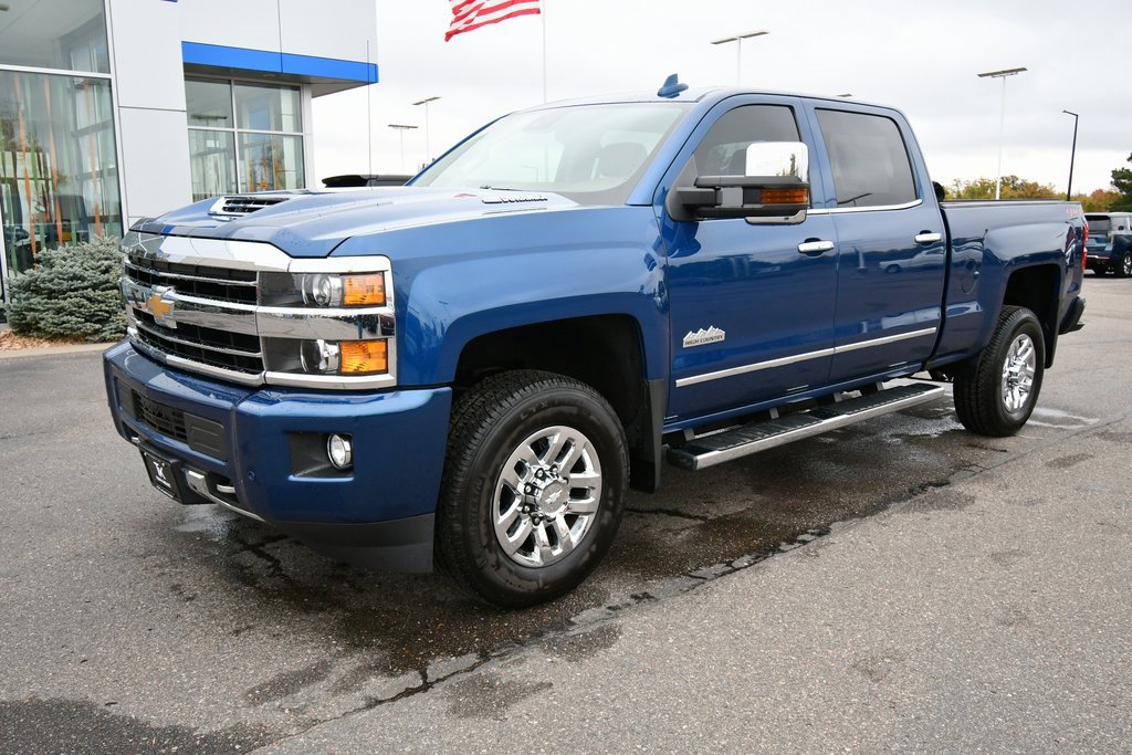 Used 2019 Chevrolet Silverado 3500HD High Country with VIN 1GC4KYEY3KF188425 for sale in North Branch, Minnesota