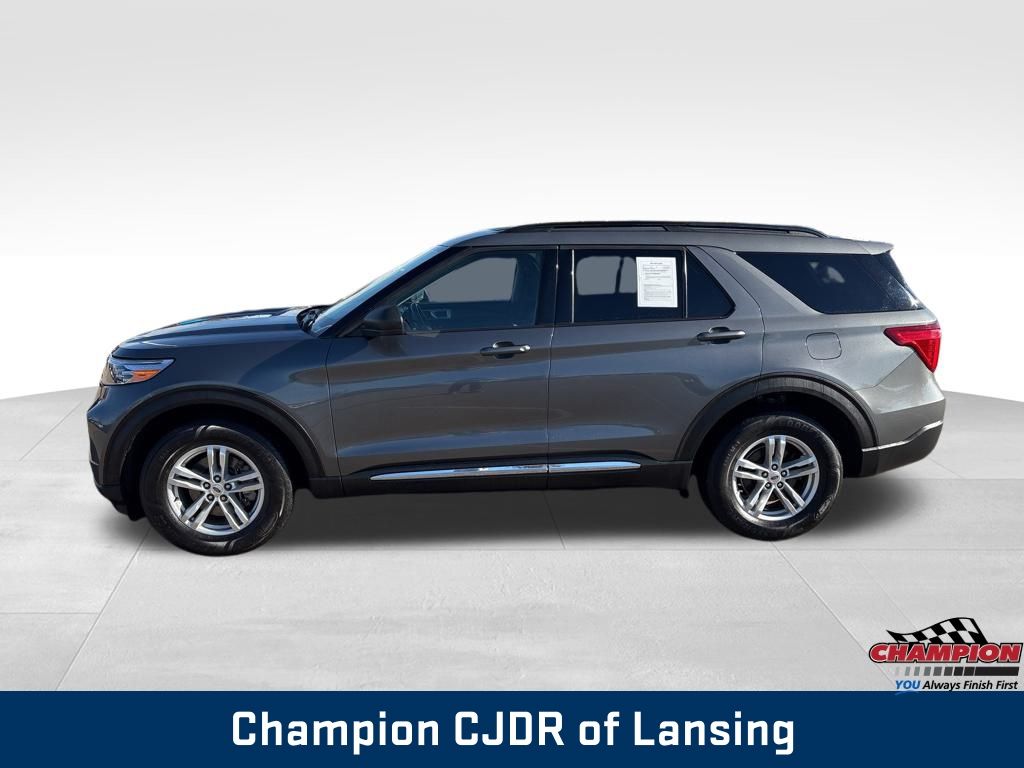 2021 Ford Explorer XLT photo 3
