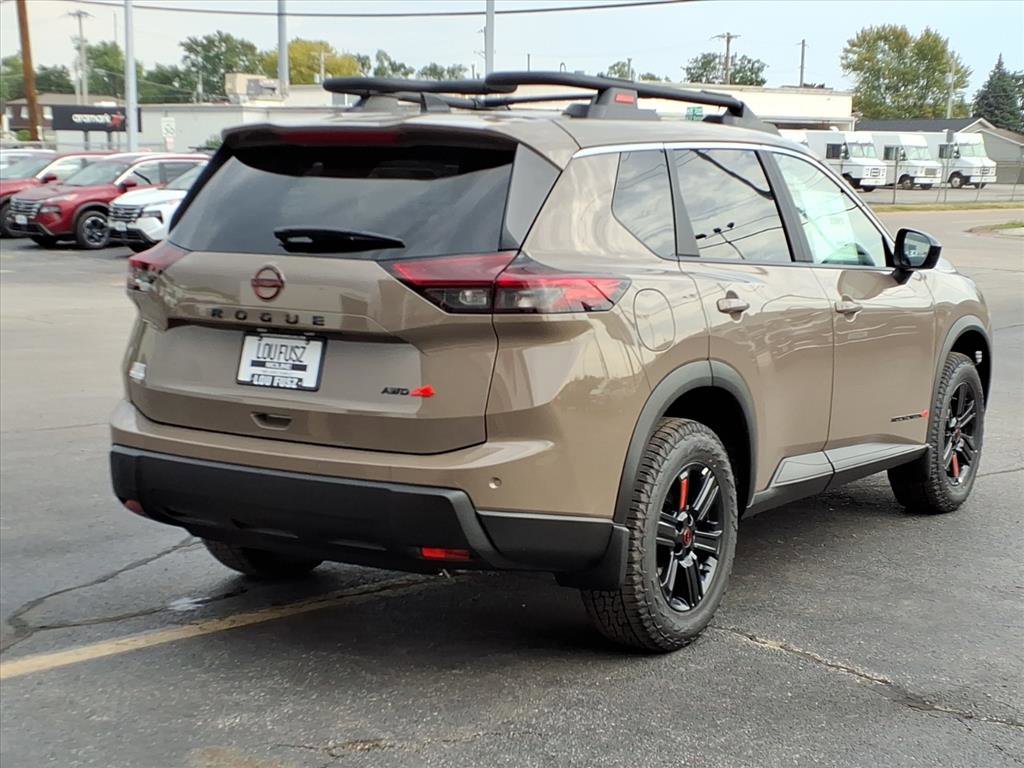 2026 Nissan Rogue SV photo 2