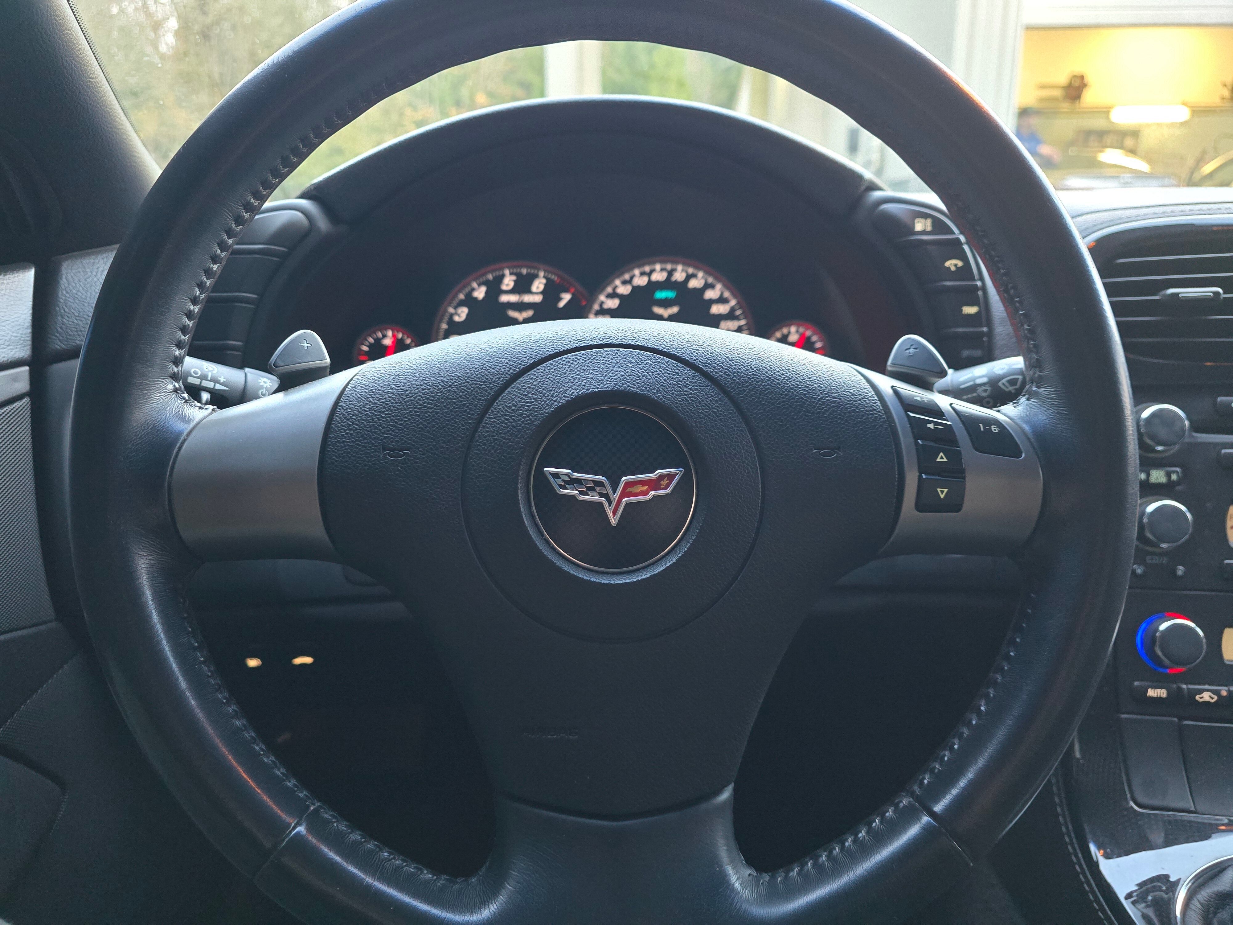 2009 Chevrolet Corvette photo 3