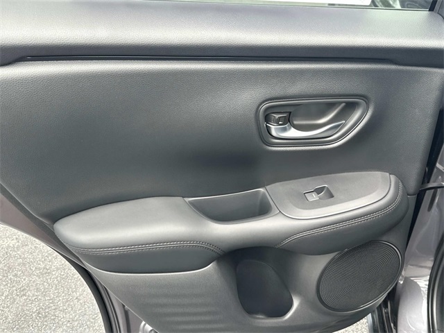 2026 Honda HR-V LX photo 12