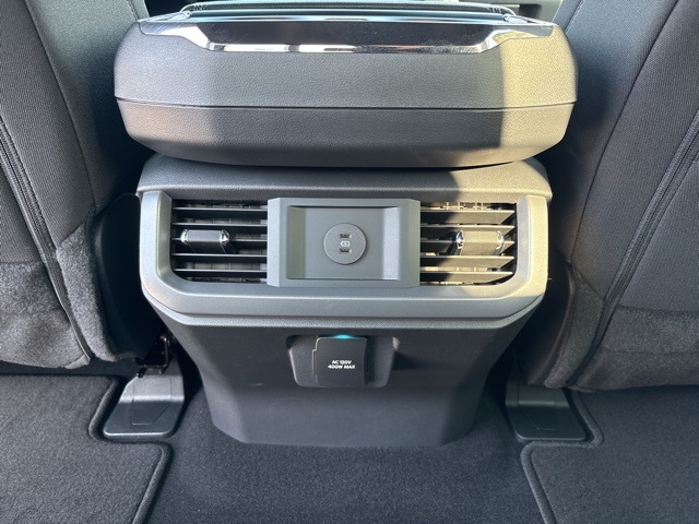 2025 Ford F-150 XLT photo 27