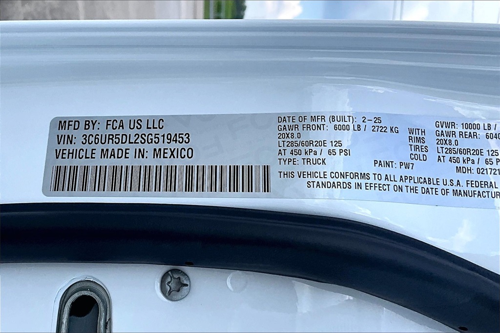 2025 Ram 2500 Big Horn photo 11