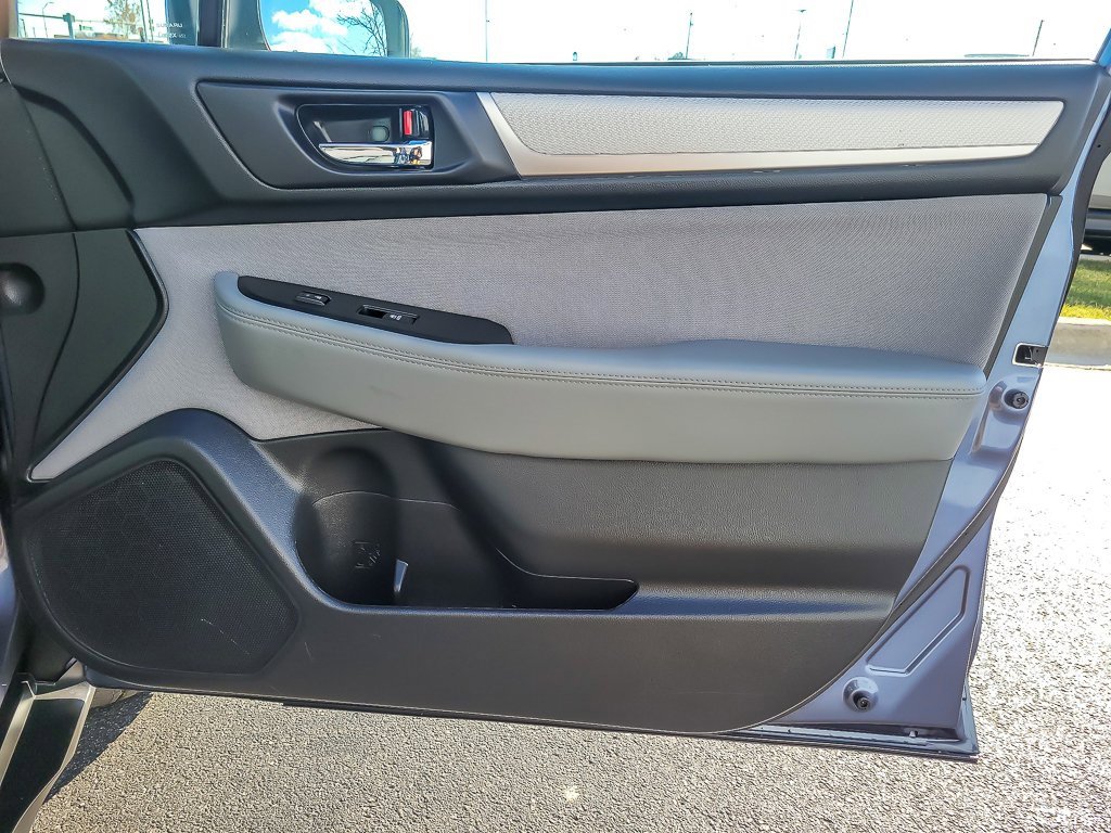 2018 SUBARU OUTBACK - Image 19
