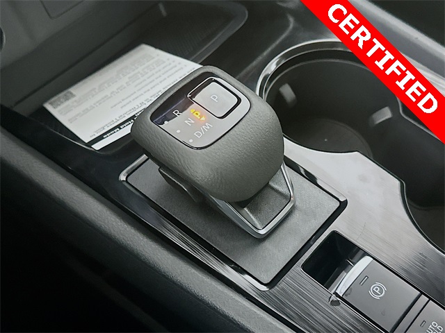 2025 Nissan Rogue SV photo 17