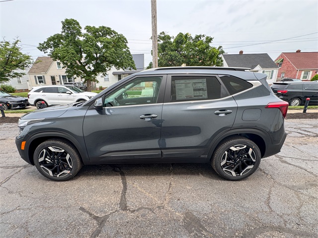 2026 Kia Seltos SX photo 7