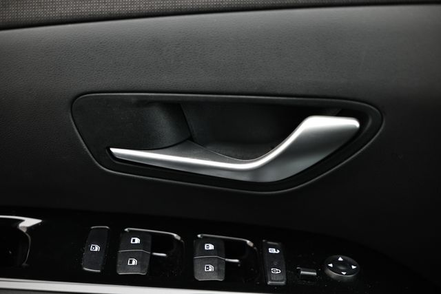 2024 Hyundai Santa Cruz Limited photo 15