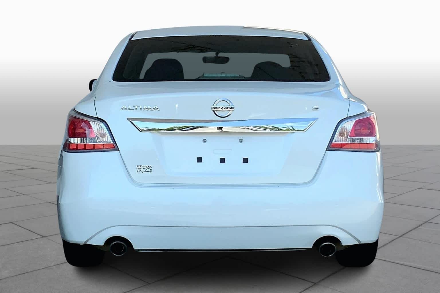 2015 Nissan Altima 2.5 S photo 4