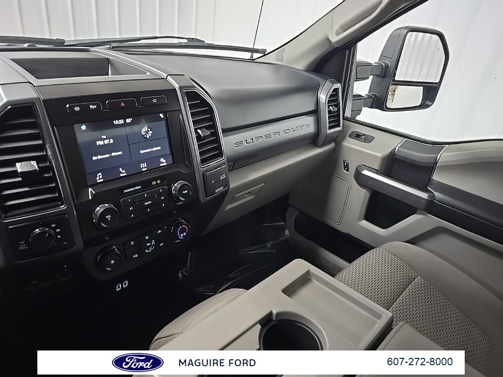 2019 Ford F-350 XLT photo 21