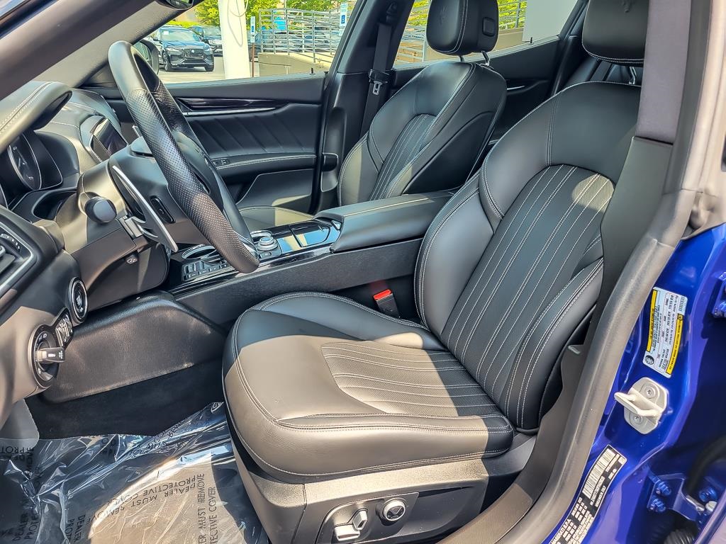 2023 Maserati Ghibli Modena Q4 photo 8