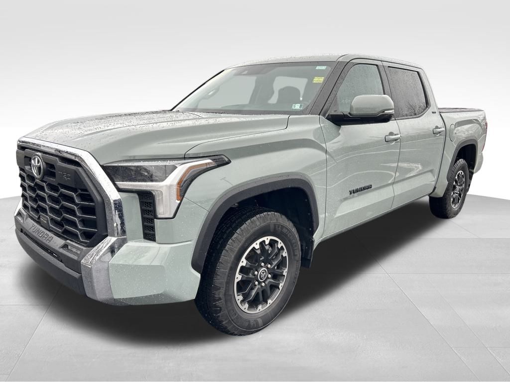 2024 Toyota Tundra SR5's photo