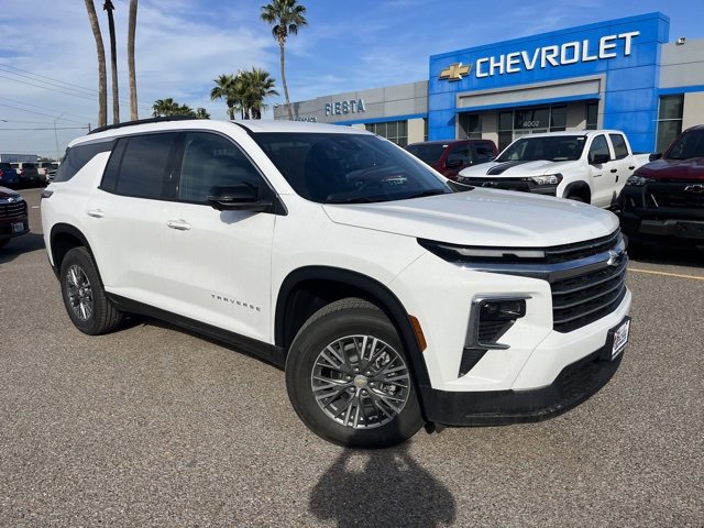 2026 Chevrolet Traverse LT's photo