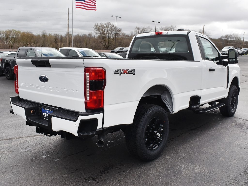 2025 Ford F-350 XL photo 11