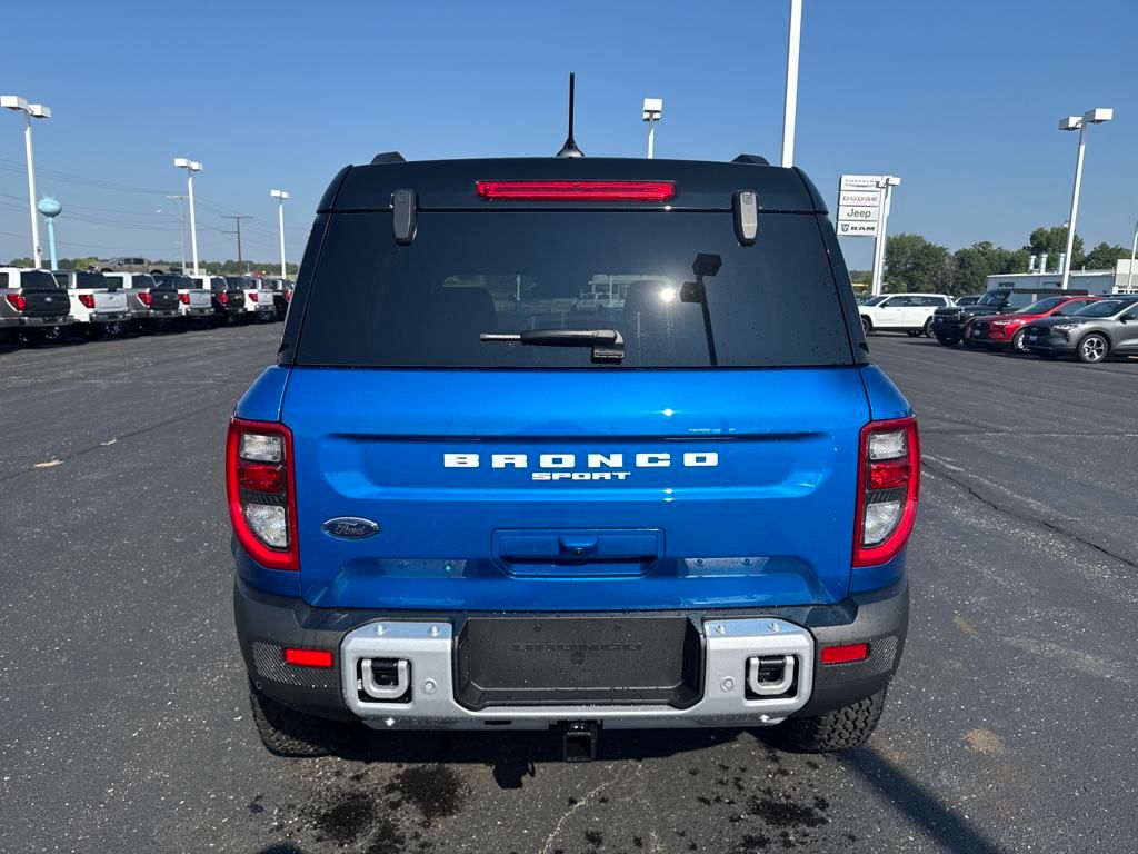 2025 Ford Bronco Sport Outer Banks photo 3