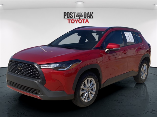 2023 Toyota Corolla Cross LE photo 2