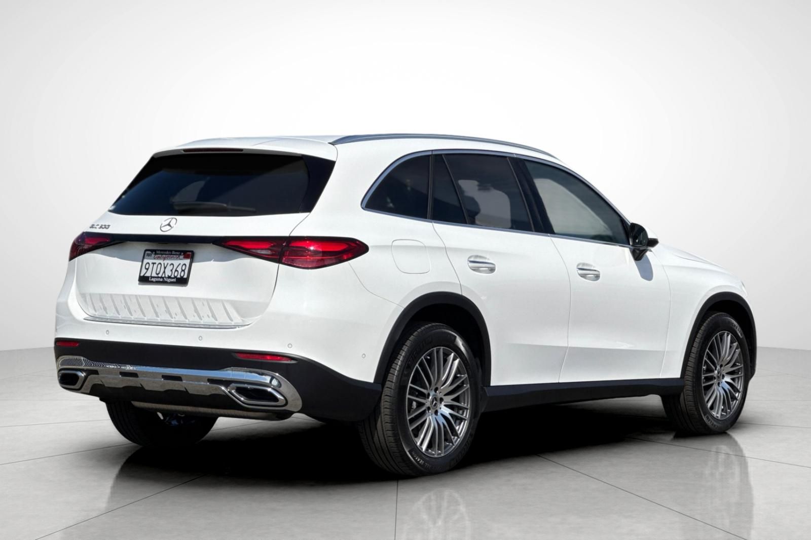 2025 Mercedes Benz GLC 300 photo 9