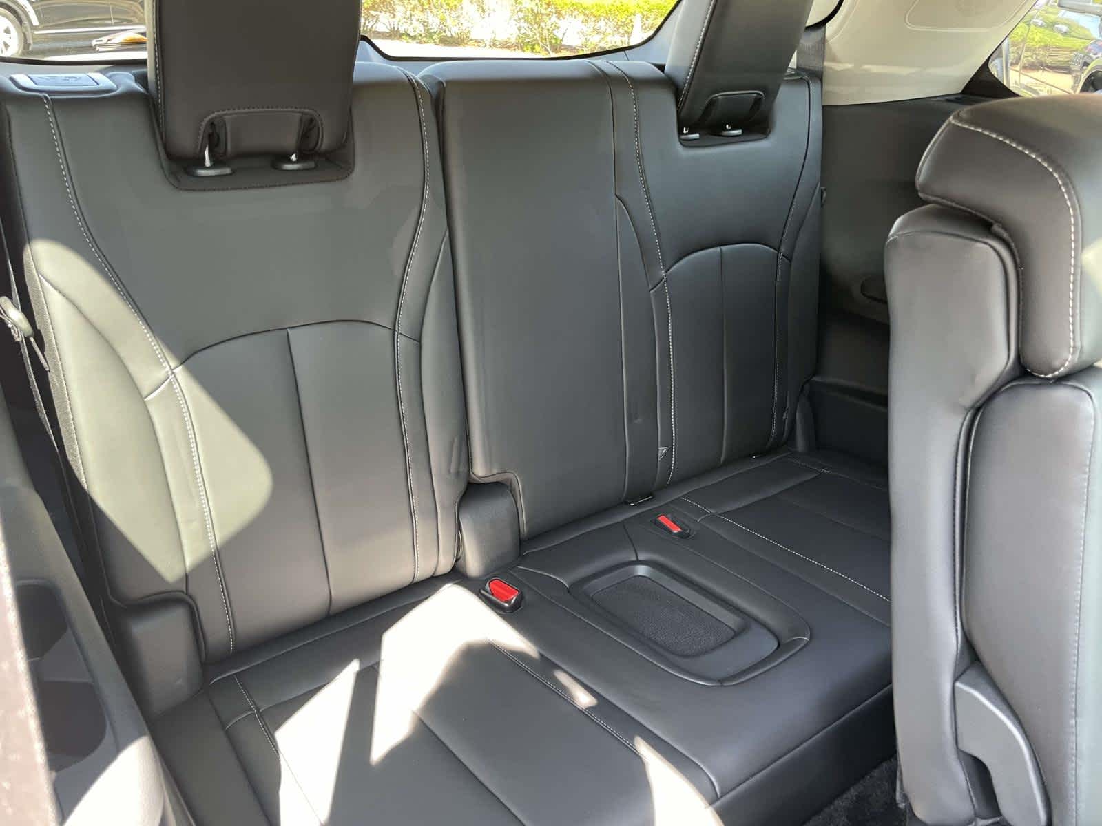 2025 Infiniti QX60 Luxe photo 16