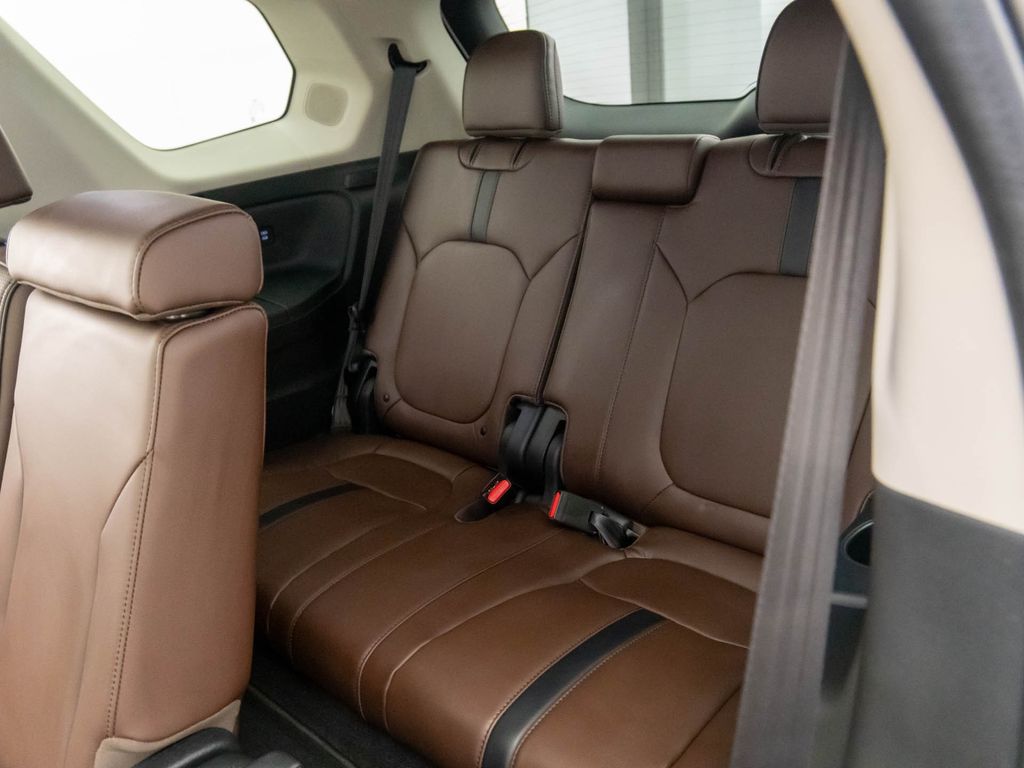 2025 Honda Pilot Elite photo 13