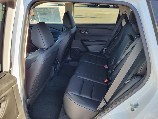 2026 Nissan Rogue SV photo 14