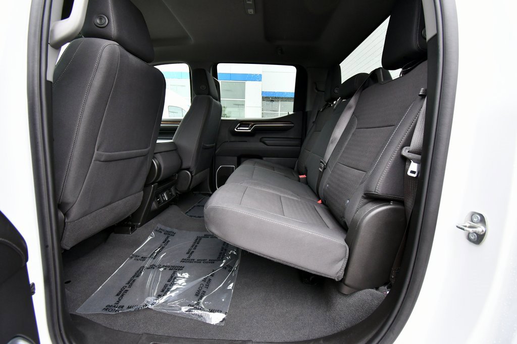 2023 Chevrolet Silverado 1500 LT photo 13
