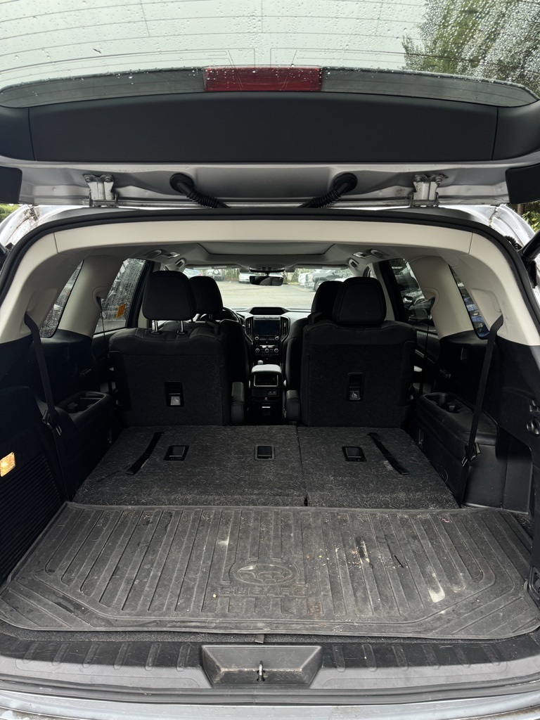 2022 Subaru Ascent Onyx Edition photo 3
