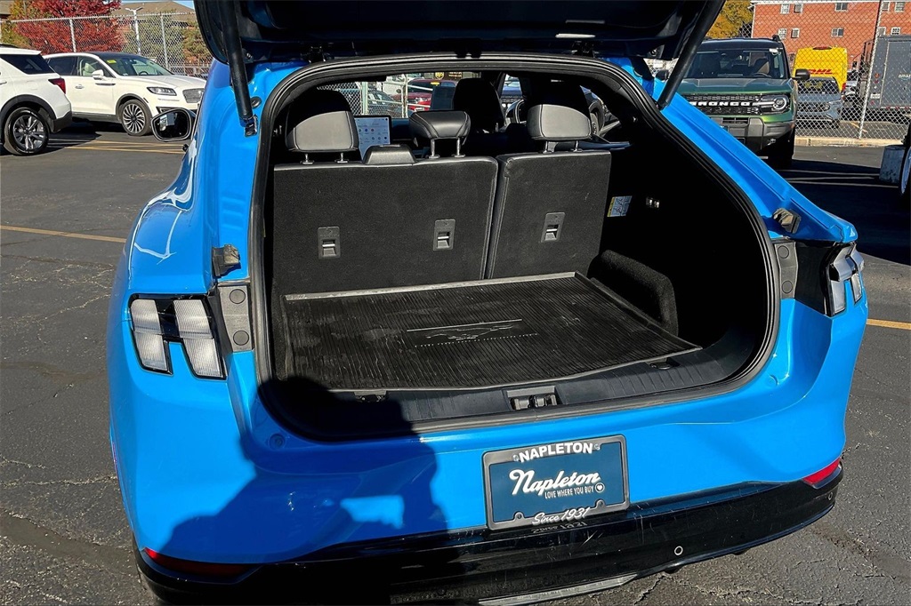 2021 FORD MUSTANG MACH-E - Image 25