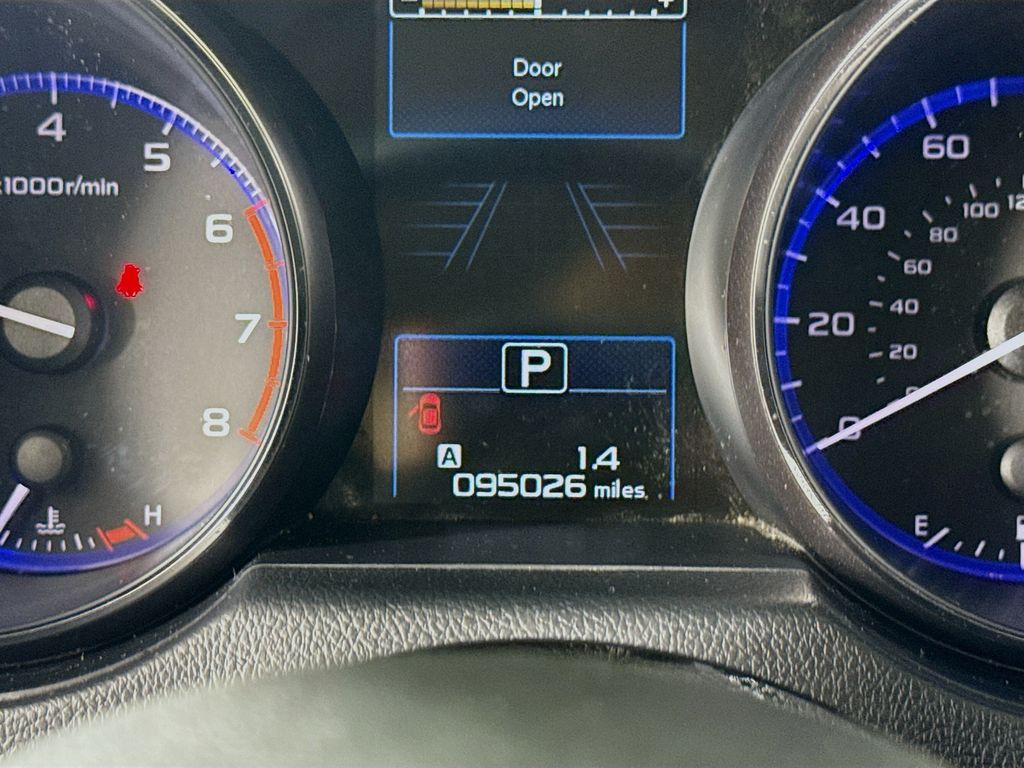 2019 Subaru Outback Premium photo 16