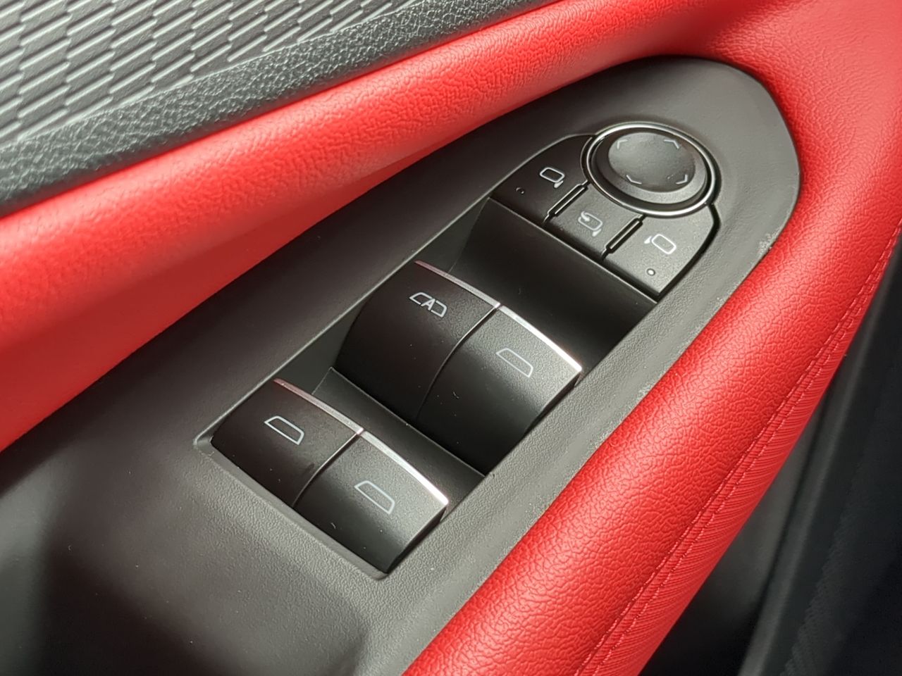 2024 Chevrolet Blazer EV RS photo 20